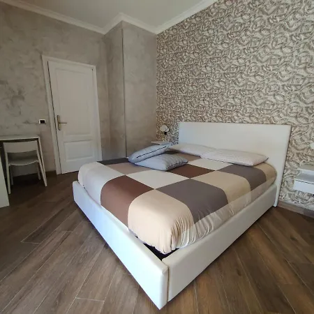 Apartment Maisonalysie